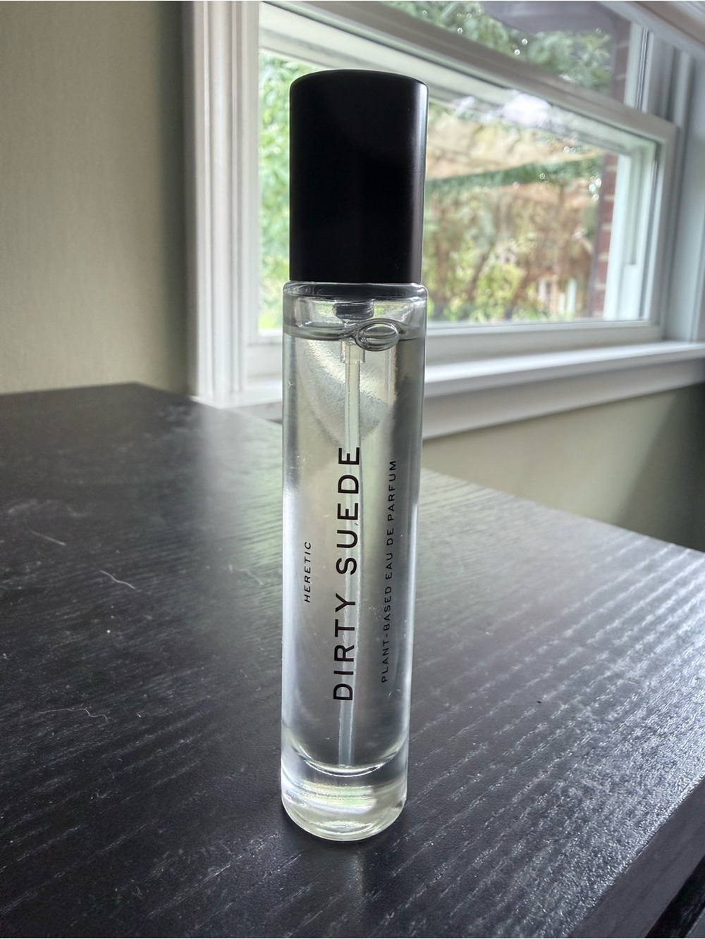 Heretic parfum-Dirty Suede